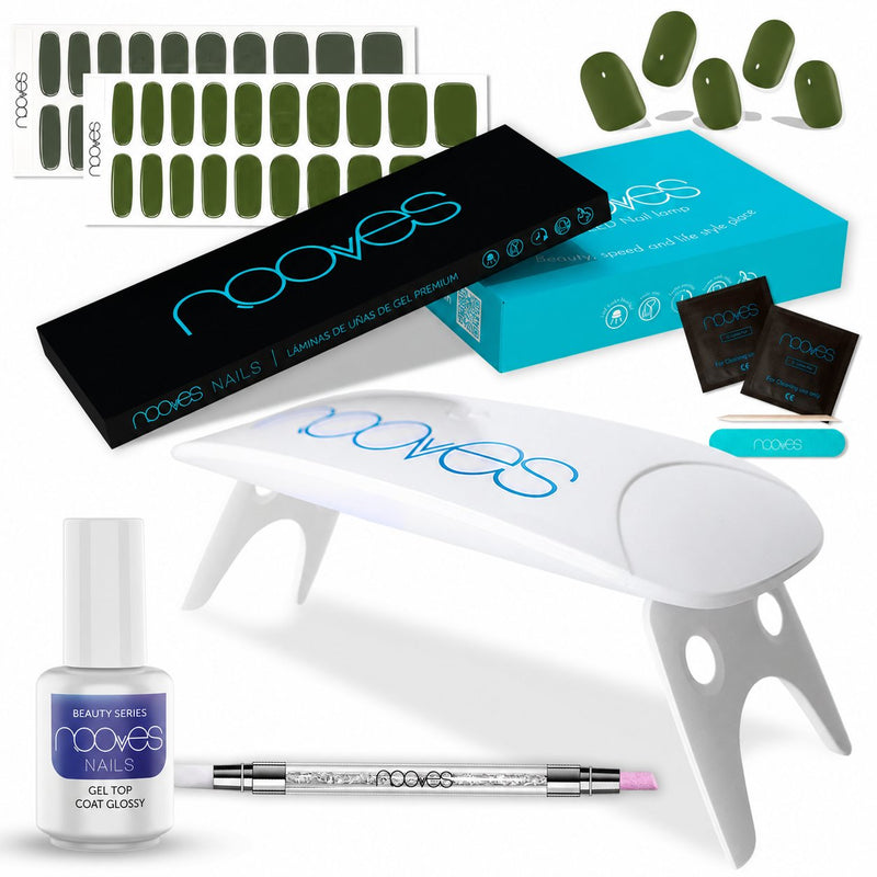 Kit de láminas Olive Muse y Olive Night con lámpara UV/LED estándar, top coat y Quartz Dual Stick sobre fondo blanco.