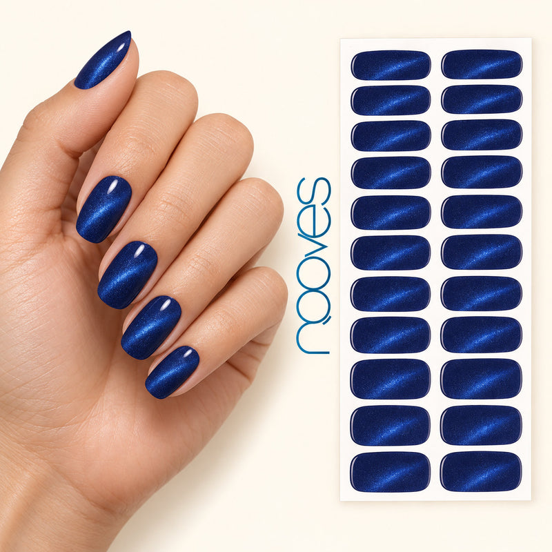 Diseño de uñas Cat Navy - Veganas, Cruelty-Free y Hema-Free