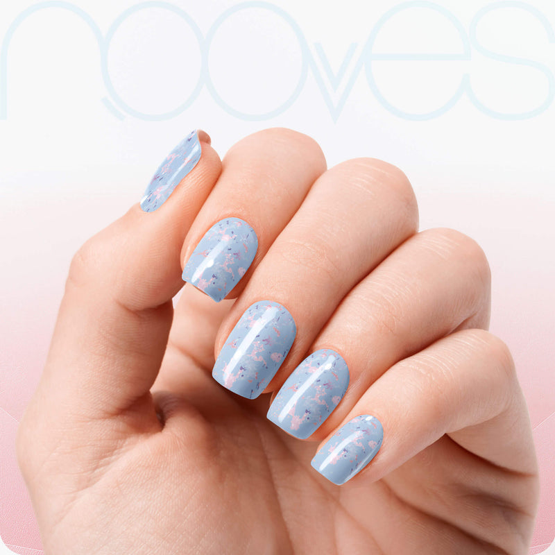 Resultado Manicura en casa con Láminas de Gel - Artic Blue - Nooves Nails - Acabado Natural
