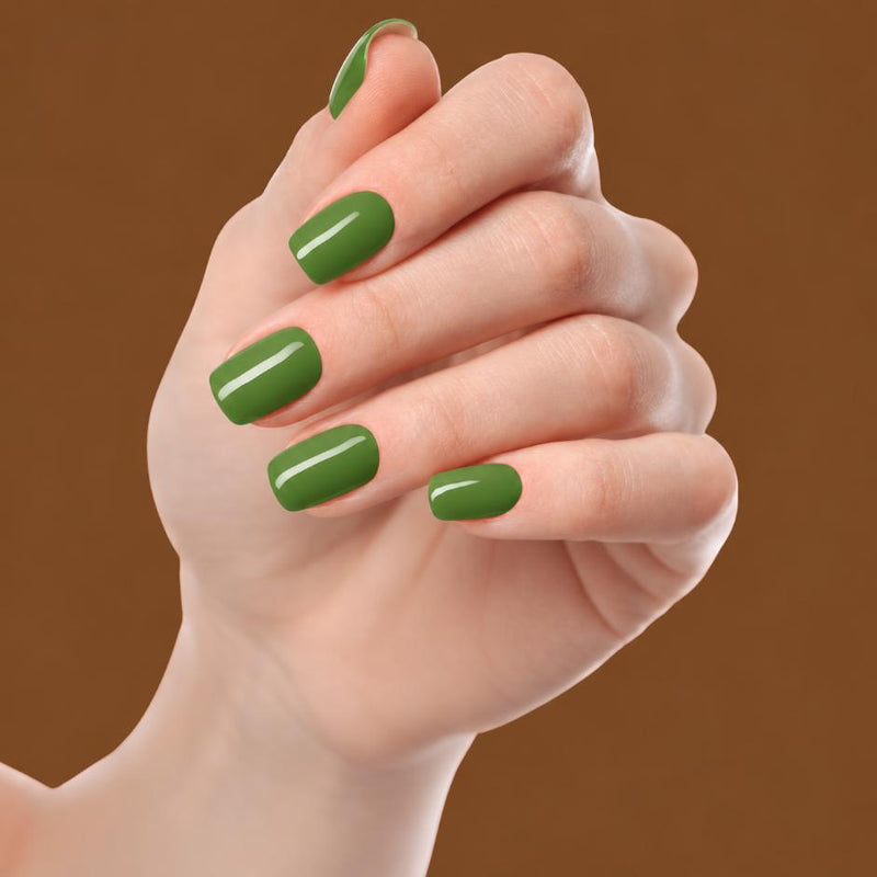 Uñas de gel Deep Teal curadas con lámpara UV - Brillo espejo