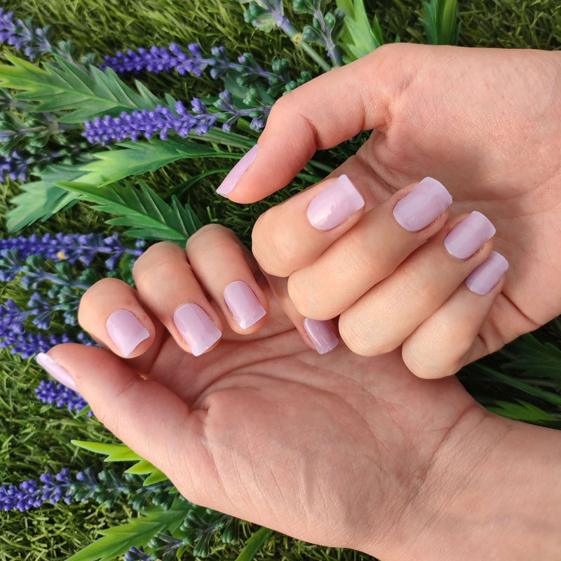 Resultado Manicura en casa con Láminas de Gel - Soft Lilac - Nooves Nails - Acabado Natural