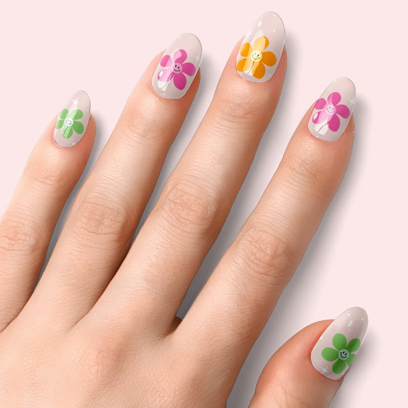 Gel Nail - Smiley Flowers - Nooves Nails