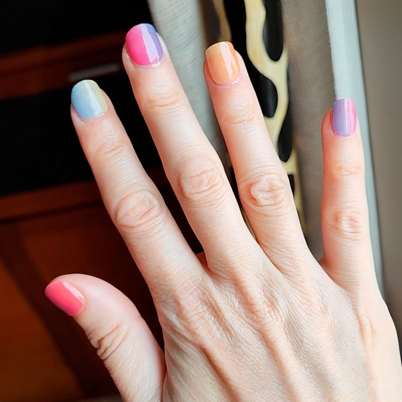Diseño de uñas Láminas de Gel - Rainbow - Nooves Nails - Veganas, Cruelty-Free y Hema-Free