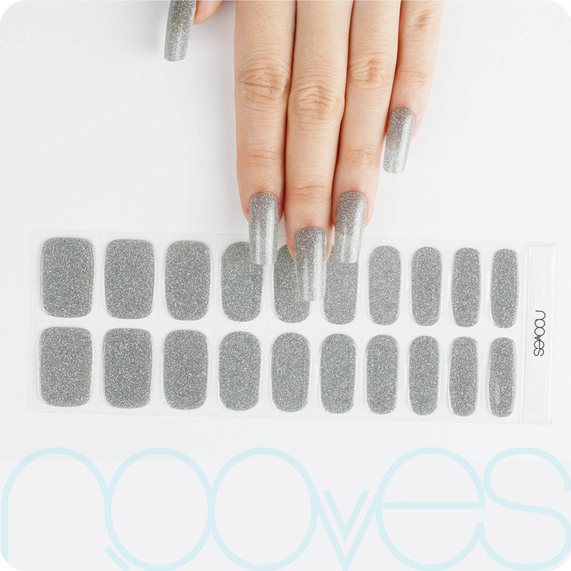 Uñas de gel Folhas de gel - Dazzling Diva - Nooves Nails curadas con lámpara UV - Brillo espejo