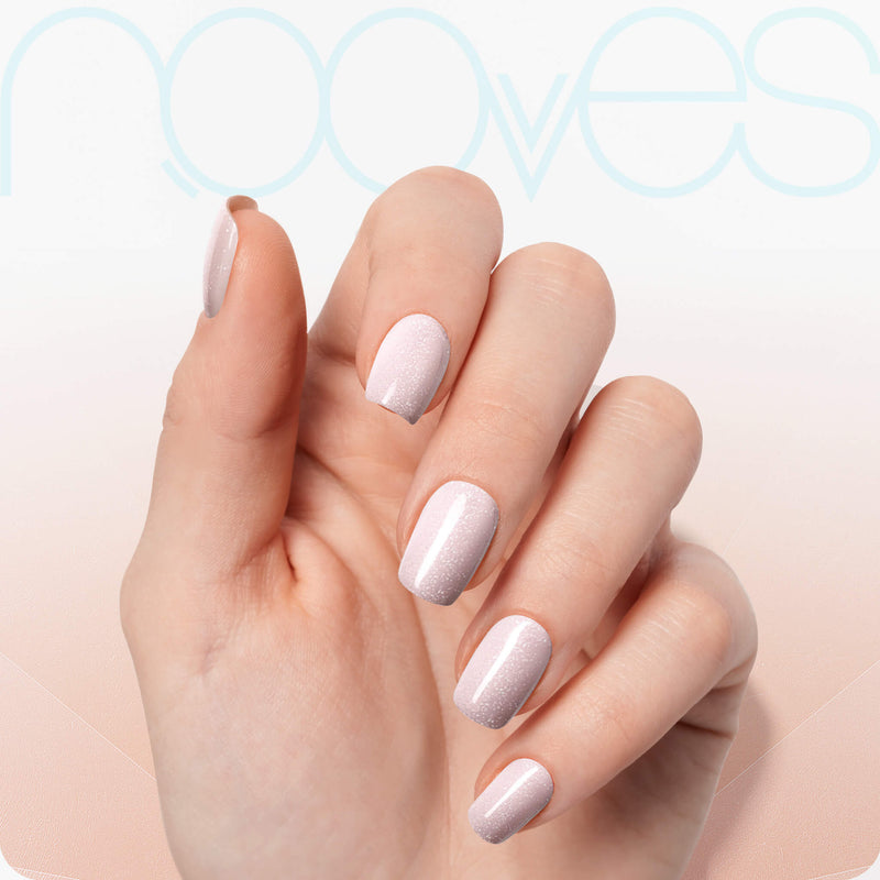 Resultado Manicura en casa con Láminas de Gel - Magical - Nooves Nails - Acabado Natural