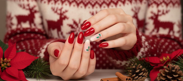 Uñas Navidad 2025: 10 Diseños de Tendencia que Puedes Hacer en Casa