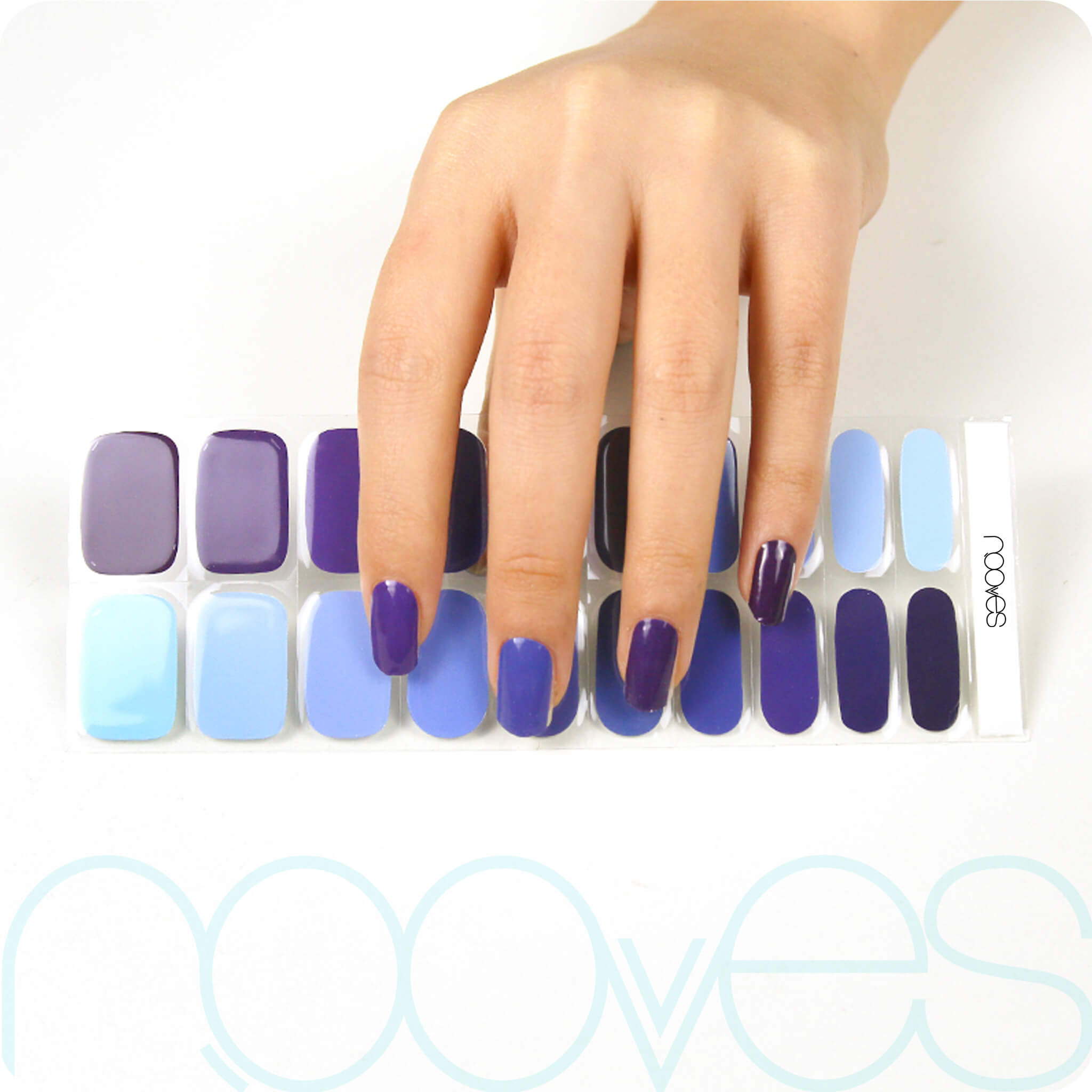 NOOVES Premium Pre-Cure Gel Nail Foils - Melancholic Heart